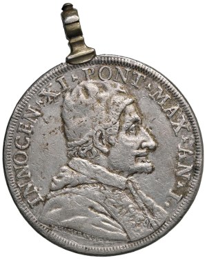 Italian mints - Rome. Innocent XI (1676-1689). Plate year I. Ag...