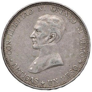 World Coins - Uruguay Repubblica. Peso 1917. AG (g 24,89). KM 23...