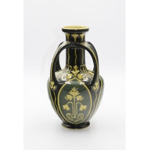 Wazon ceramiczny z czterema uszkami przy szyjce