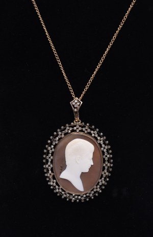 Pendant - brooch with cameo