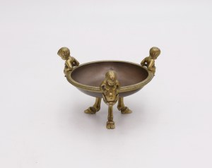 BRACIA ŁOPIEŃSCY Company (since 1862), Paterka with putti