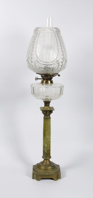 Oil lamp, column