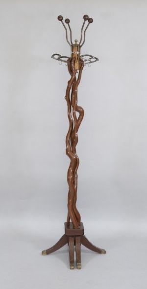 Standing hanger