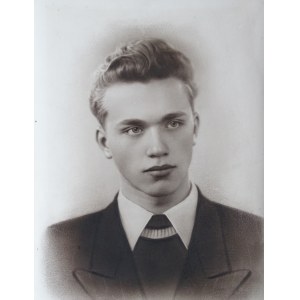 Photo, portrait of a young man, Krakow (?) early 20th century