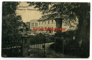 Warsaw - Gate in Wilanow
