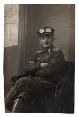 WW1 - Warsaw Portrait Photograph of a Kraftfahrer Driver of the Prussian Army (Venera, Warschau, Marszalkowska)