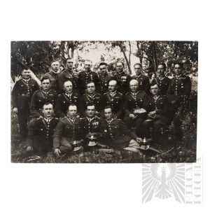 II RP Group Photo of Polish Army Officers Infantry.