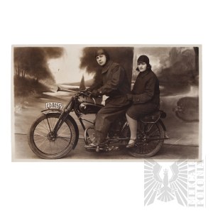 II RP Fotografia Studyjna Pary Na Motocyklu - Ozorków Łódź