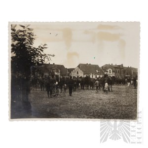 II RP Cavalry Photography Lancers in the Town Square