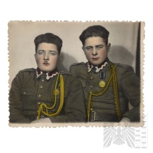 PRL Studio Photography of Two LWP Soldiers - Meritorious in the Field of Glory.
