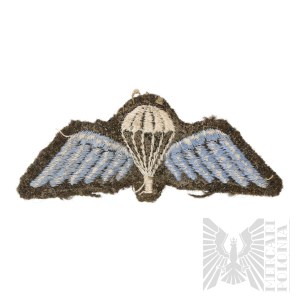 PES United Kingdom Paratrooper Qualification Badge.