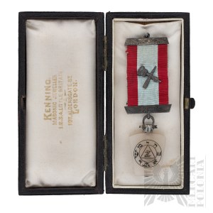 United Kingdom Masonic Lodge Badge with Box London