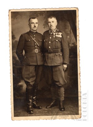 II RP Photograph of a Polish and Hungarian Soldier with Austrian Orders - 1939/40 Ersekujvar