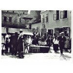 Fair in Kazimierz on the Vistula River in a photograph by B. J. Dorys from 1931 in a 1974 print.