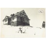 The shelter of the Przemyśl Ski Association under Pikuj in the Eastern Bieszczady in a photograph from the years. 30....