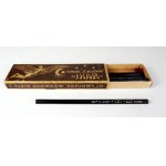 [MAJEWSKI Stanisław, Pencil Factory Joint-Stock Company, Pruszków]. Cardboard box for Ikar carbon pencils.