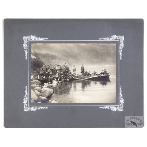 Morskie Oko — a gathering of railroad workers in a photograph from the early 20th century.