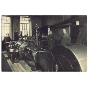 Vilnius, J. Bułhak – a steam engine at a power plant, as seen in a photograph from the 1920s.