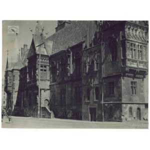 Wrocław, J. Bułhak – ratusz na fotografii z 1946.