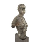 Przemysław Lasak (ur. 1958), z cyklu Emigrantki, 2016 (zestaw 3 rzeźb)