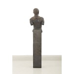 Przemysław Lasak (ur. 1958), z cyklu Emigrantki, 2016 (zestaw 3 rzeźb)