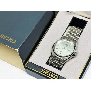 Seiko SQ100 35mm men's watch with original Seiko box