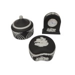 Zestaw czarnej porcelany i akcesoriów Wedgwood