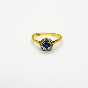 Gold ring 750/18k with diamonds and sapphire, certificate