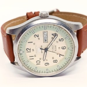 Men's Seiko 5 Automatic 23 Jewels 100M DayDate Steel 42mm Watch
