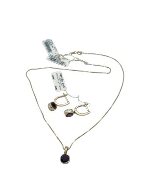 Apart gold 585/14k set with garnets