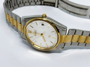 Seiko Quartz 33 mm men's watch