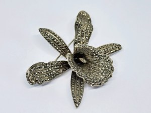 Silver-plated brooch with marcasites in the form of a flower