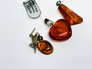 Set of 3 silver pendants with Amber