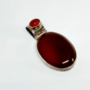 Silver Pendant with Carnelian
