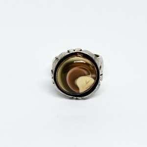 Silver ring with Yemeni Agate