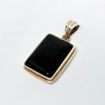 Silver rectangular pendant with Onyx