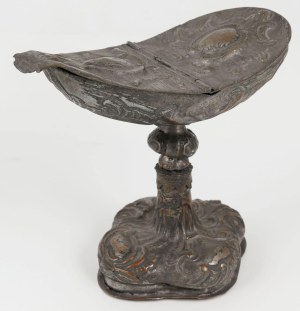 LITURGICAL BOAT FOR A CHADDLE, 18th century.