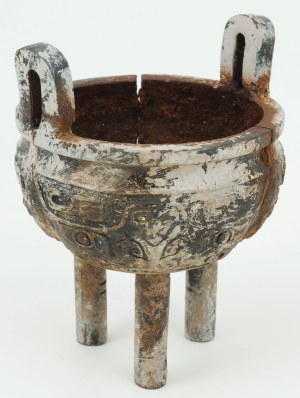 SHANG STYLE TUBE, China, 19th / 20th century.