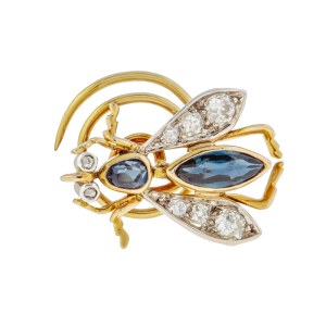 Screw-in bouquet pin in the form of a fly, early 20th century.