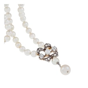 Necklace, first half of the 20th century.