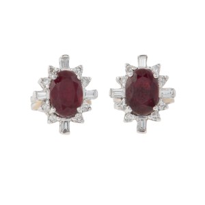 Earrings, k. 20th c.