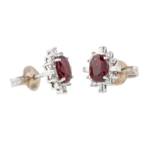 Earrings, k. 20th c.