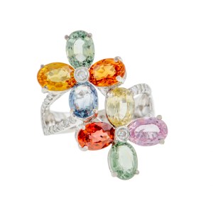 Ring with flower motif, 2nd half of 20th century.