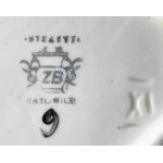 Popielniczka z dekoracją reliefową, fason IX, Wytwórnia Wyrobów Ceramicznych „Steatyt”