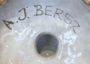 A.J. BERSZ, Decorative amphora