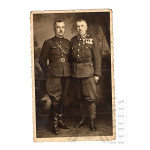 II RP Fotografia Żołnierza Polskiego i Węgierskiego z Austriackimi Orderami - 1939/40 Ersekujvar
