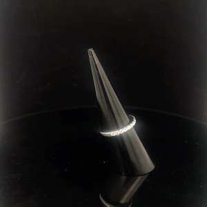 440 LG GOLD RING WITH LAB GROWN DIAMONDS
