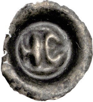 RR-, Kujawy Brzeskie? Button brakteat, first half of the 13th century, letter B three dots