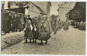 Lowicz, residents in traditional costumes, J. Themal, Posen, II/12
