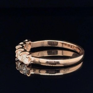 2.95 GR ROSE GOLD RING WITH DIAMONDS - RNG40109
